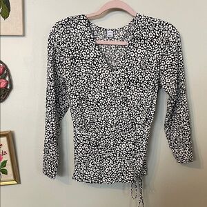 Old Navy Black and White Floral Blouse